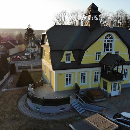 Vila Demanova Liptovsky Mikulas Bagian luar foto